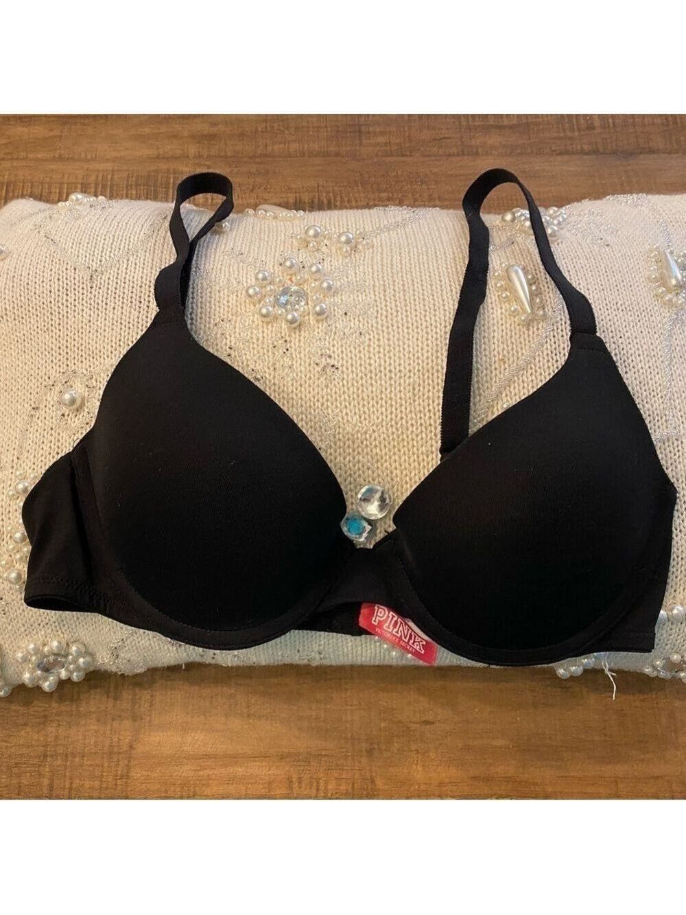 Victoria’s Secret Pink Push Up Bra size 34B - Black. Great pre-owned condition